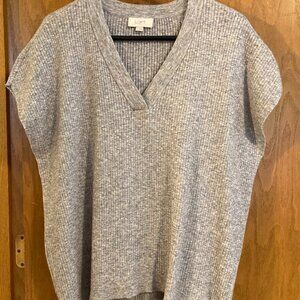 Loft ribbed short-sleeved heather grey v-neck sweater